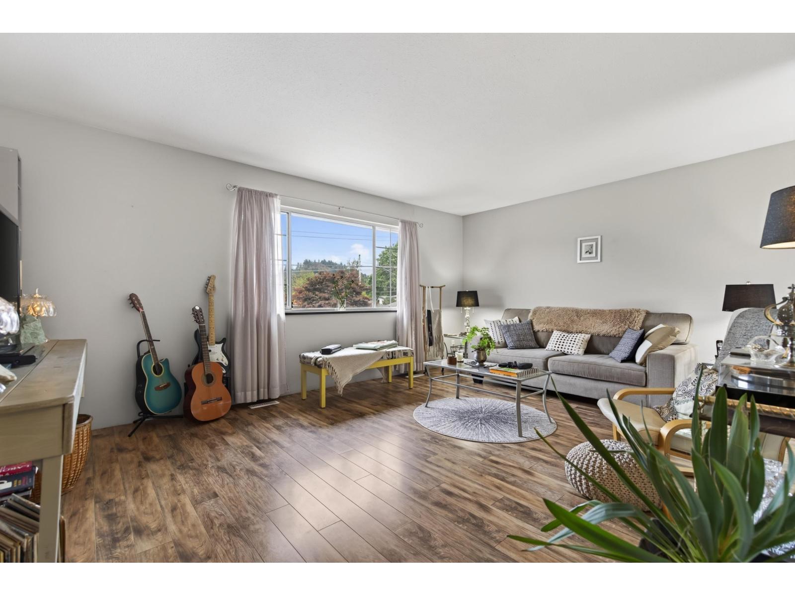 33598 8 Avenue, Mission, British Columbia  V2V 2H7 - Photo 12 - R3151147