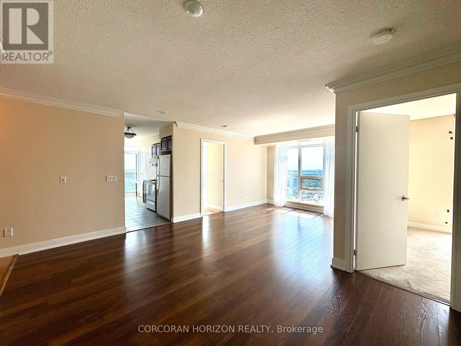2518 - 238 Bonis Avenue, Toronto, Ontario  M1T 3W7 - Photo 3 - E13640840