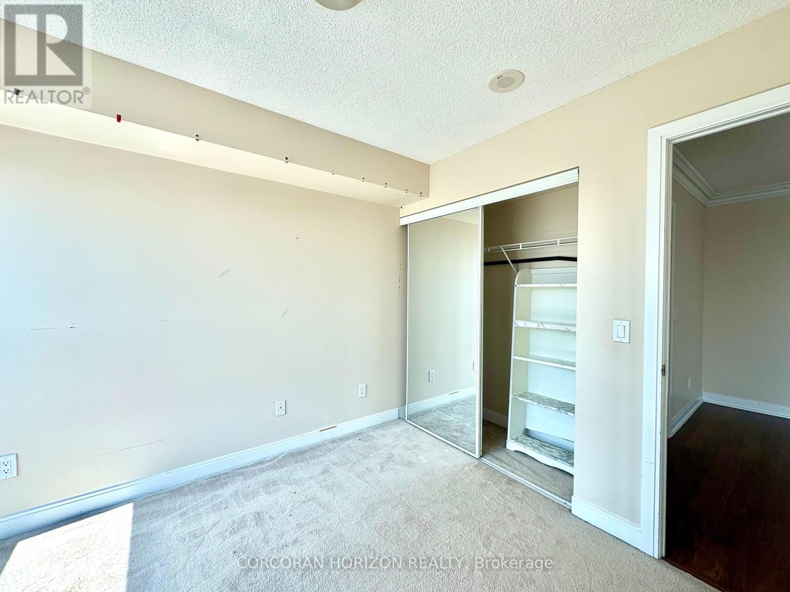 2518 - 238 Bonis Avenue, Toronto, Ontario  M1T 3W7 - Photo 8 - E13640840