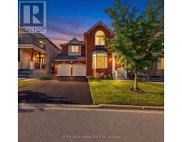 323 CHERYL MEWS BOULEVARD, Newmarket, Ontario