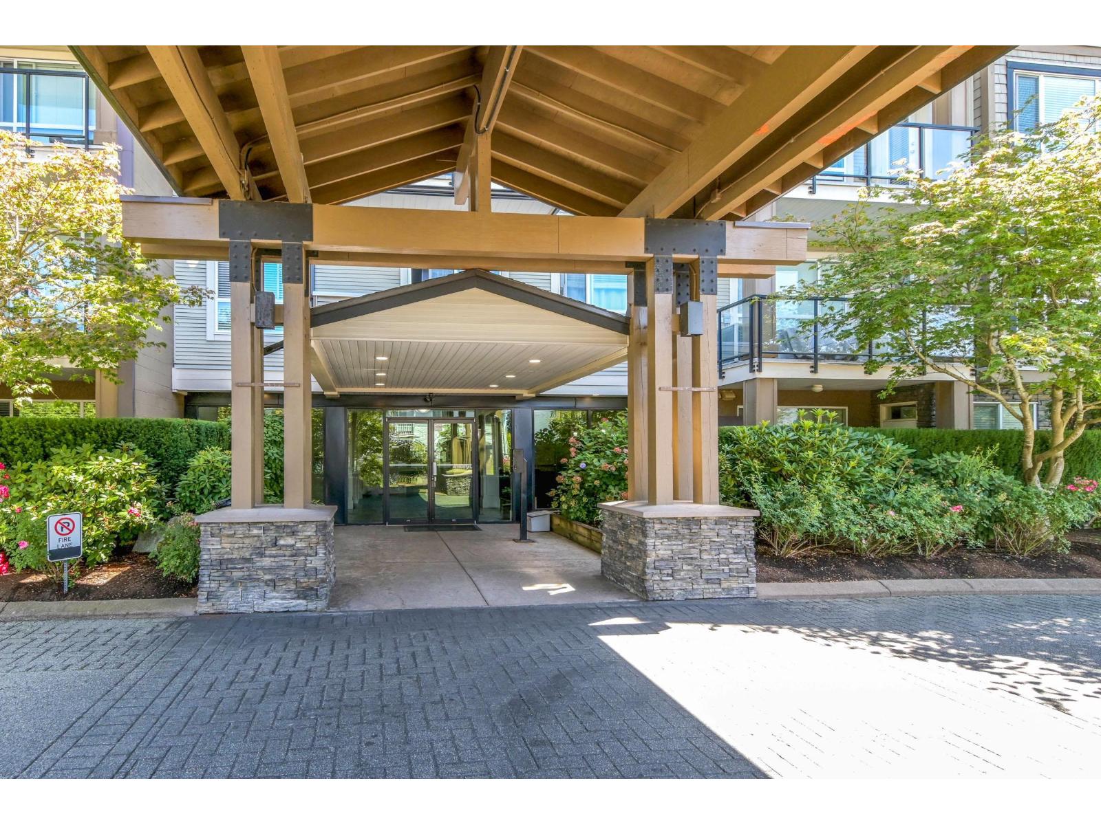 110 32729 Garibaldi Drive, Abbotsford, British Columbia  V2T 0A6 - Photo 3 - R3151992
