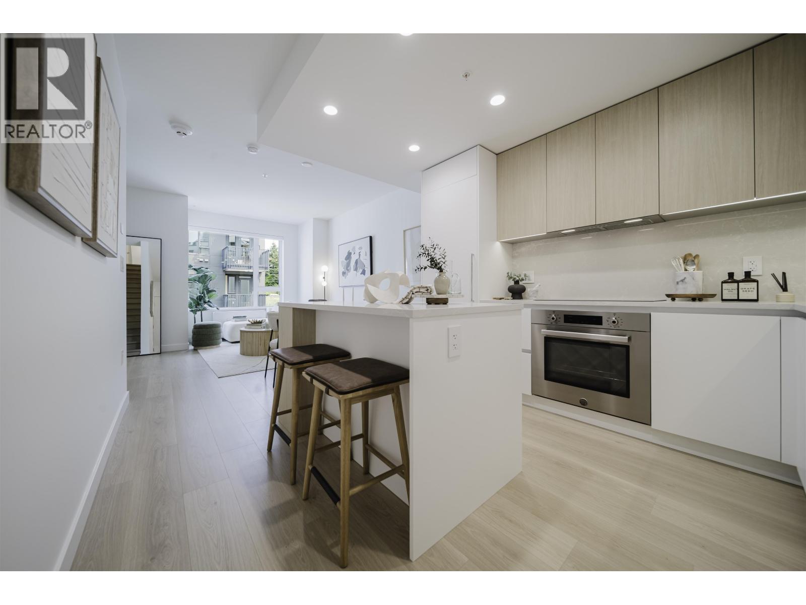 307 595 Kemsley Avenue, Coquitlam, British Columbia V3J 0T4 - Photo 3 - R3152951