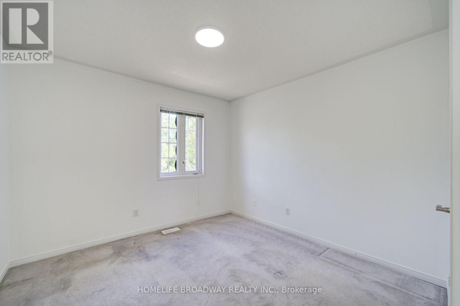 16 Raymond Bartlett Avenue, Markham, Ontario  L3R 5H7 - Photo 28 - N13629532