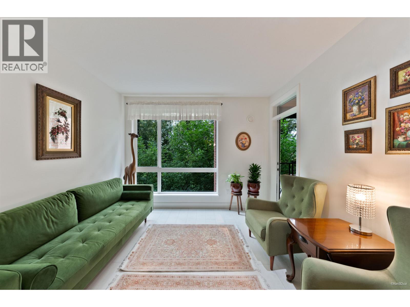 205 733 W 3rd Street, North Vancouver, British Columbia V7M 0C8 - Photo 4 - R3152973