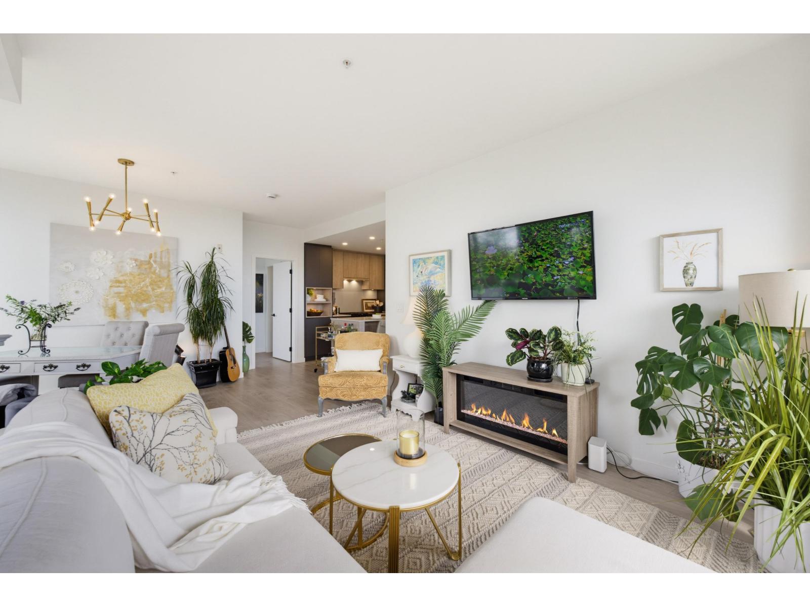 403 6585 195a Street, Surrey, British Columbia  V4N 6Y9 - Photo 4 - R3152095