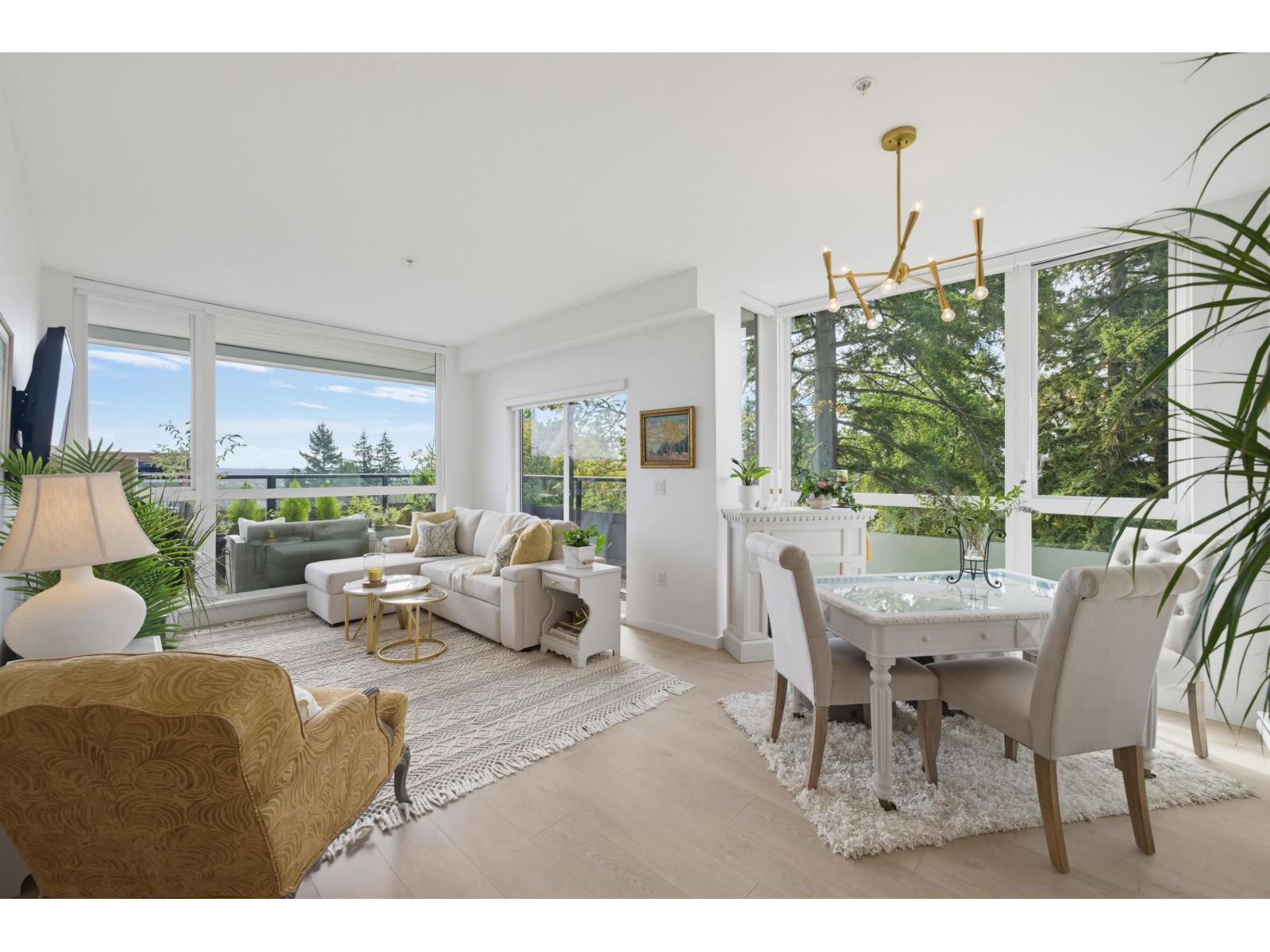403 6585 195a Street, Surrey, British Columbia  V4N 6Y9 - Photo 1 - R3152095
