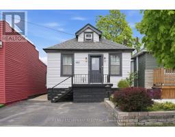 141 MCANULTY BOULEVARD, Hamilton, Ontario