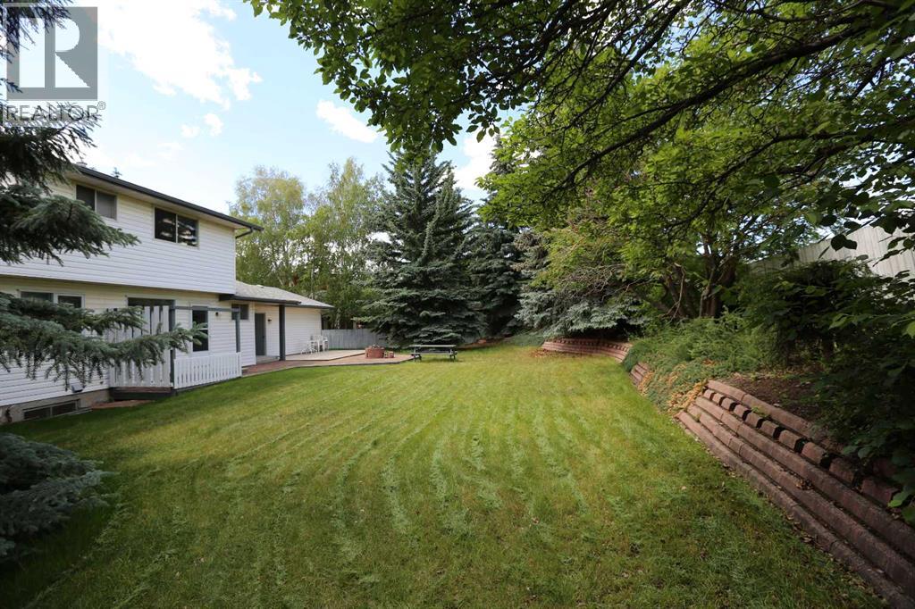 540 Varsity Estates Place NW, Calgary, Alberta  T3B 3C1 - Photo 5 - A2326211