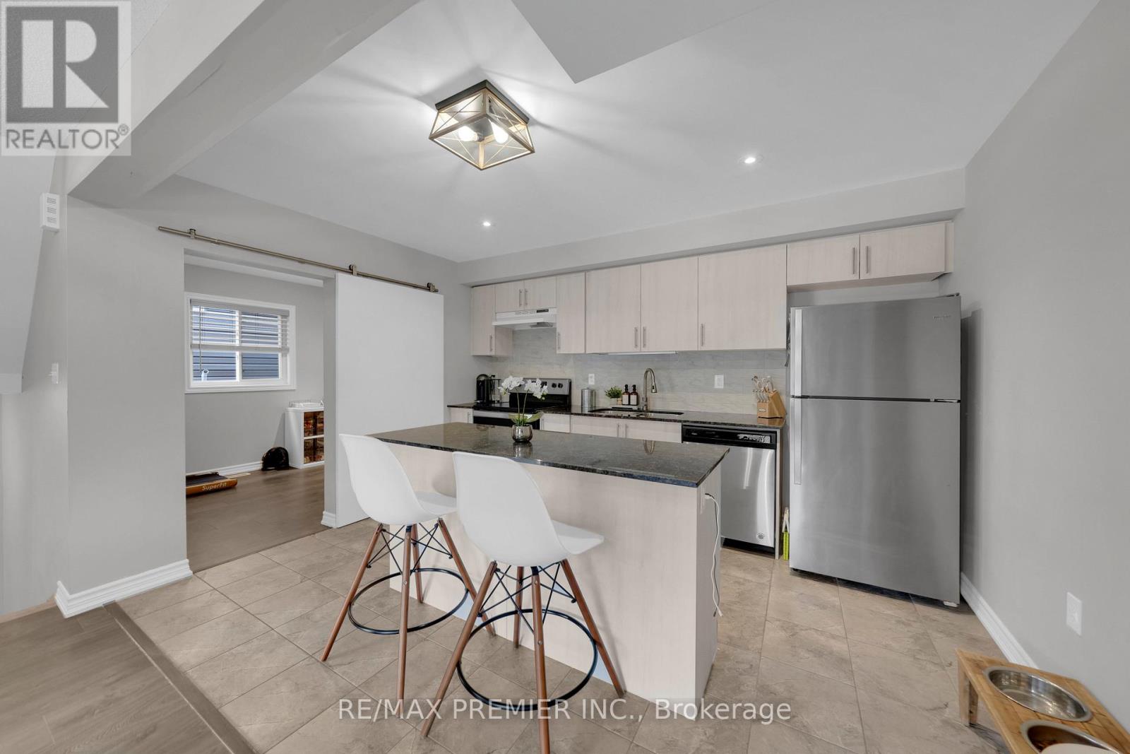 48 Andean Lane, Barrie, Ontario  L9J 0B1 - Photo 7 - S13641926
