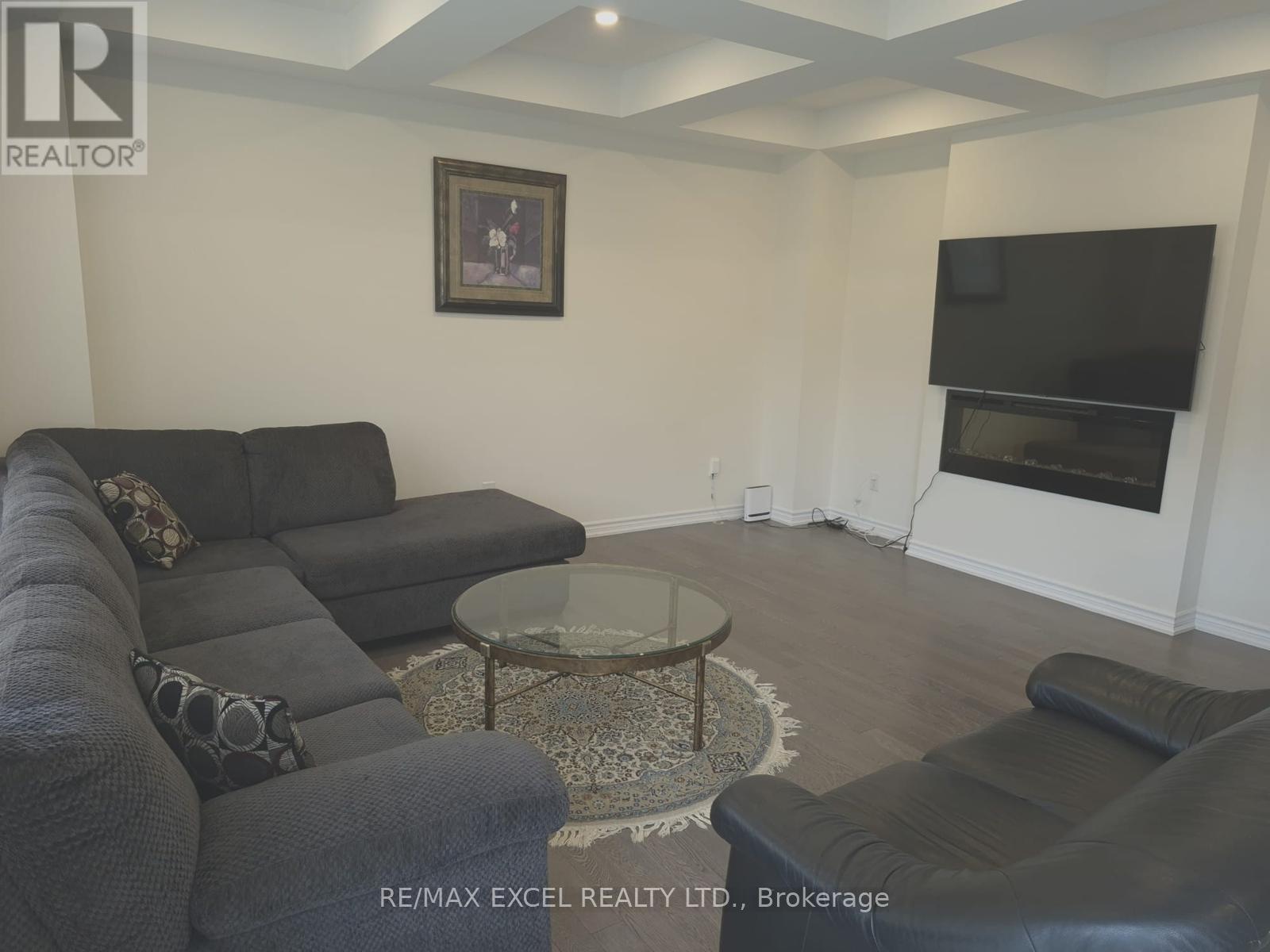 42 Simona Avenue, Wasaga Beach, Ontario  L9Z 0L3 - Photo 4 - S13642032