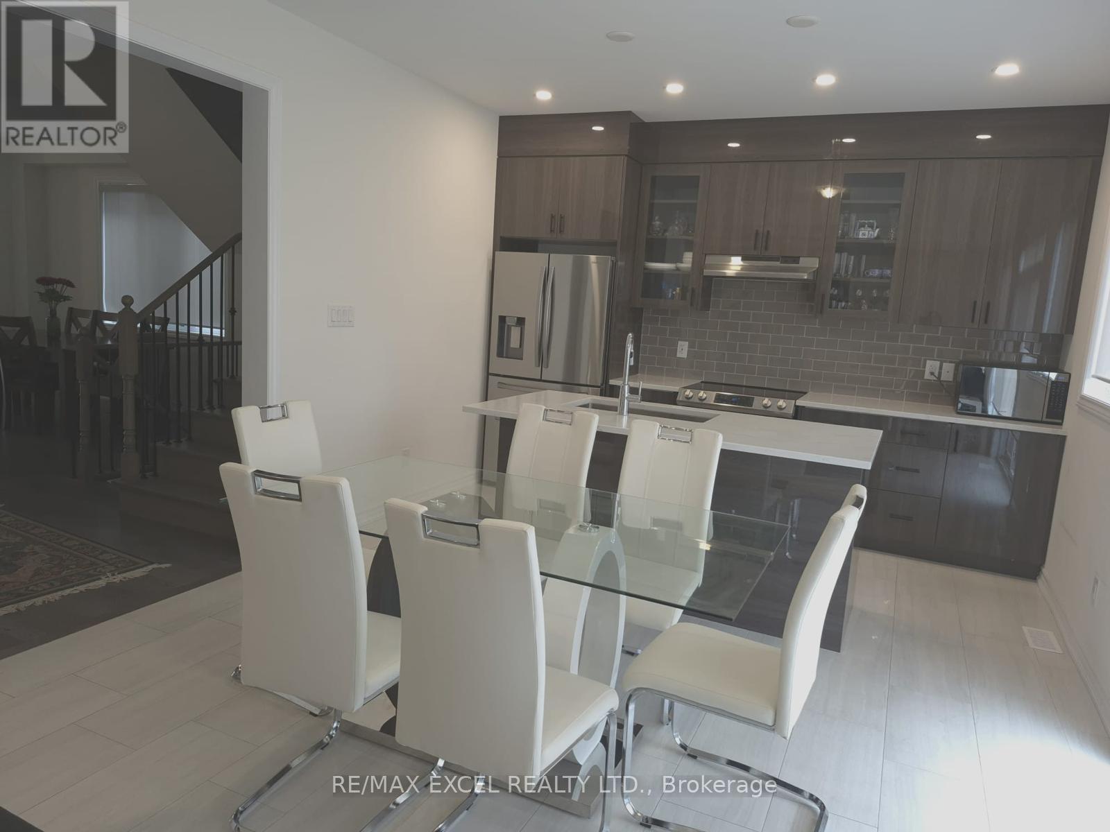 42 Simona Avenue, Wasaga Beach, Ontario  L9Z 0L3 - Photo 7 - S13642032