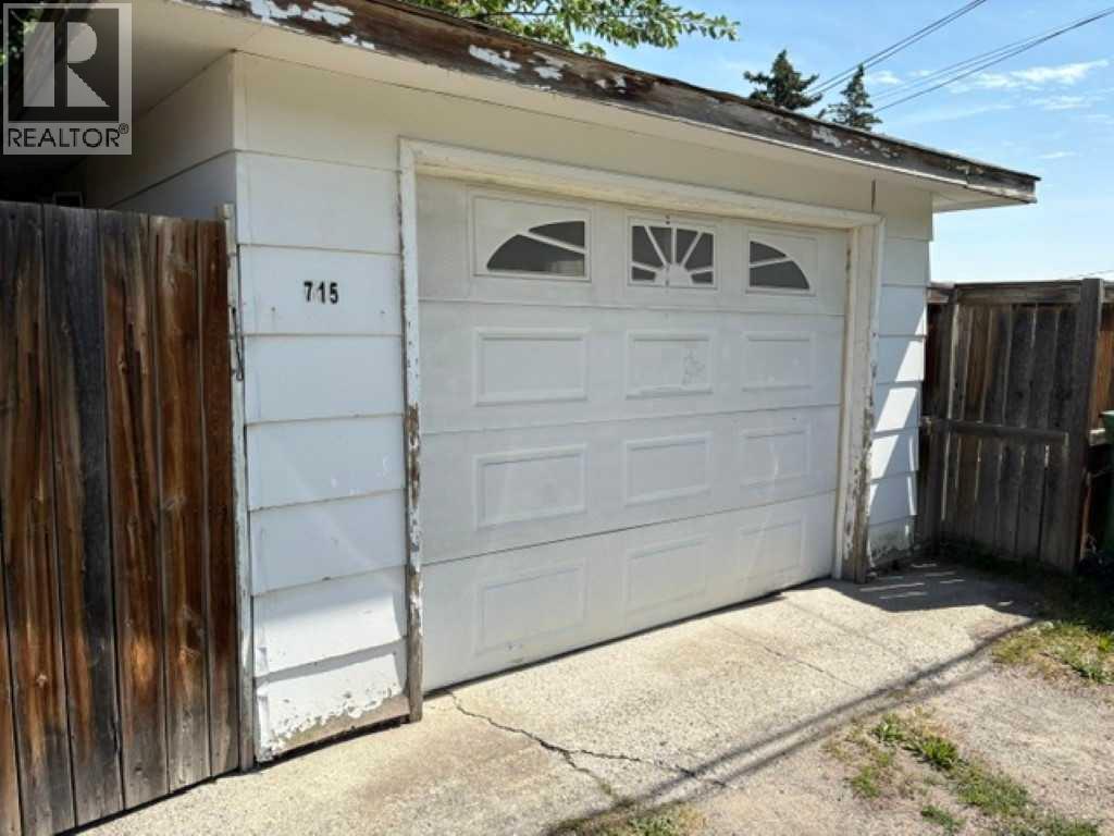 715 64 Avenue NW, Calgary, Alberta  T2K 0M3 - Photo 23 - A2332748