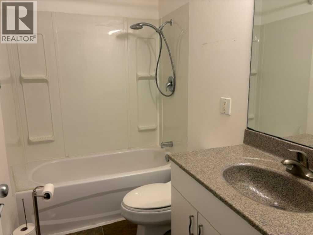 715 64 Avenue NW, Calgary, Alberta  T2K 0M3 - Photo 11 - A2332748