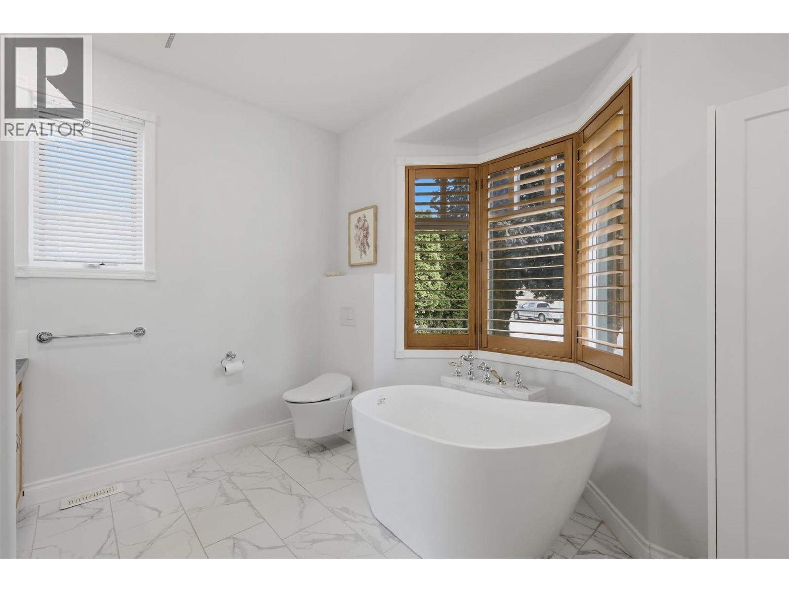 992 Quail Court, Kamloops, British Columbia  V2B 8P2 - Photo 35 - 10394405