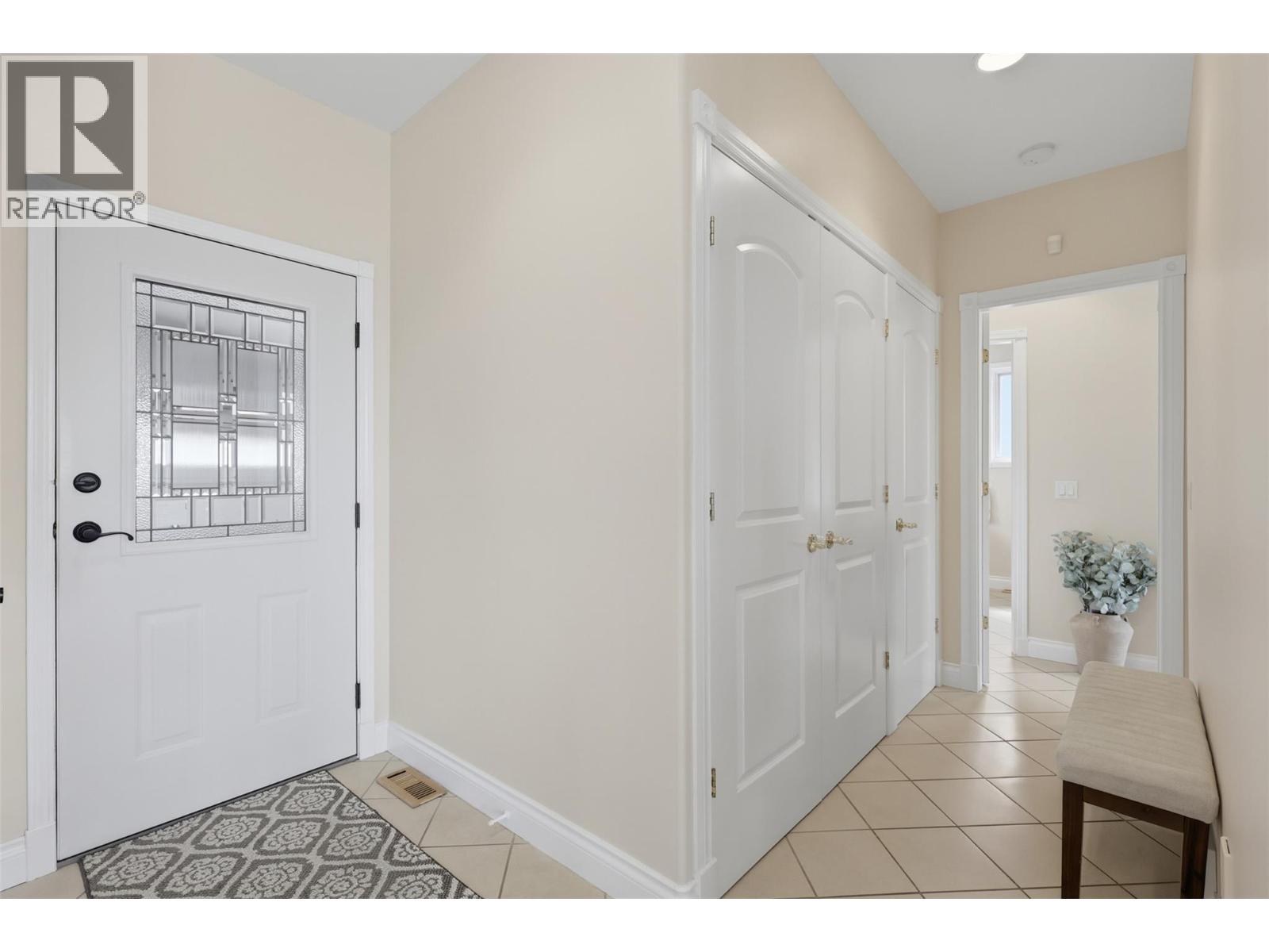 992 Quail Court, Kamloops, British Columbia  V2B 8P2 - Photo 42 - 10394405