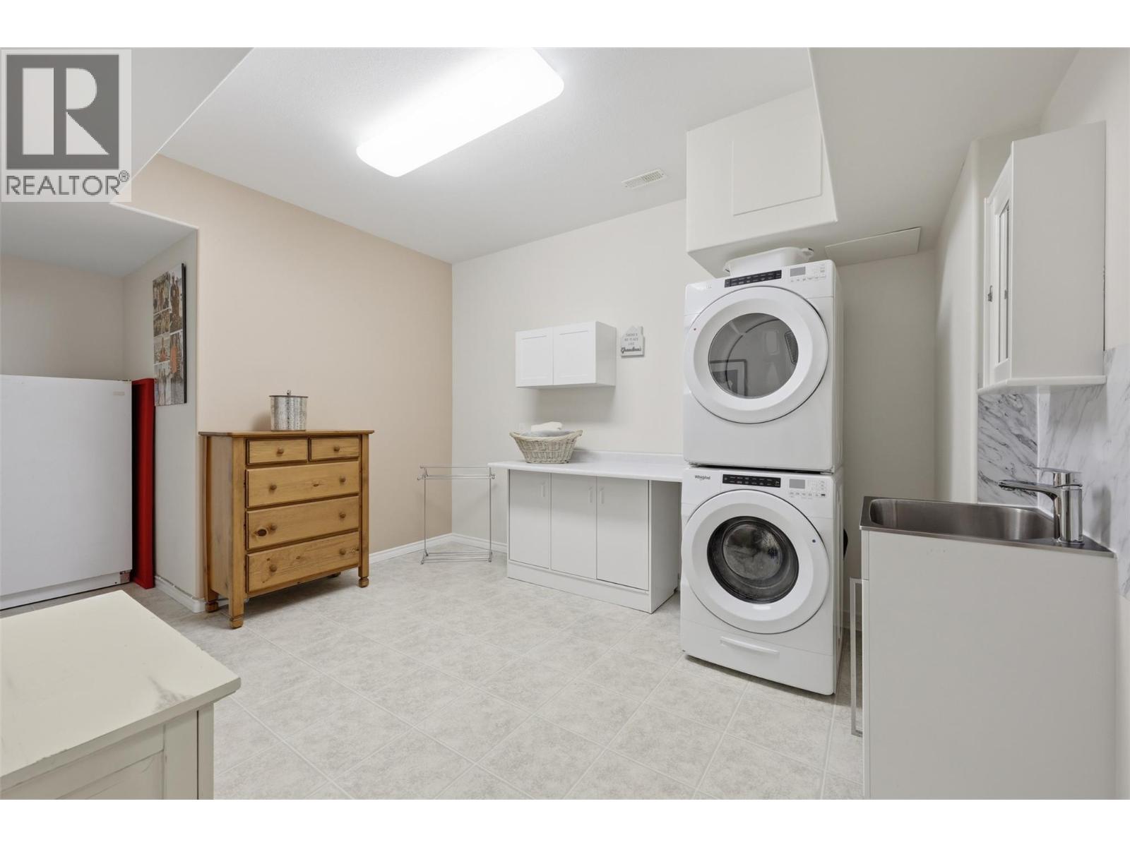 992 Quail Court, Kamloops, British Columbia  V2B 8P2 - Photo 71 - 10394405