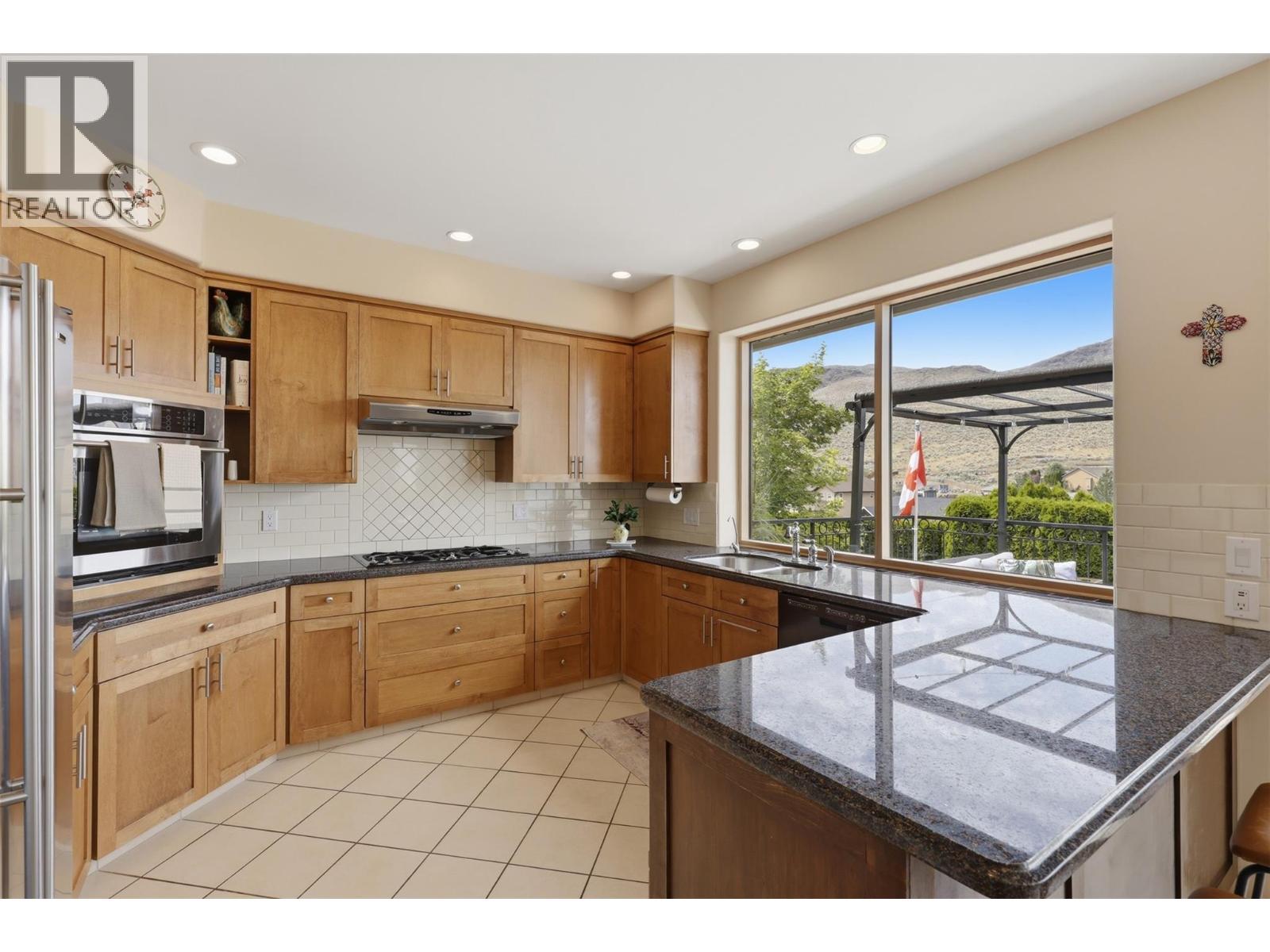 992 Quail Court, Kamloops, British Columbia  V2B 8P2 - Photo 16 - 10394405