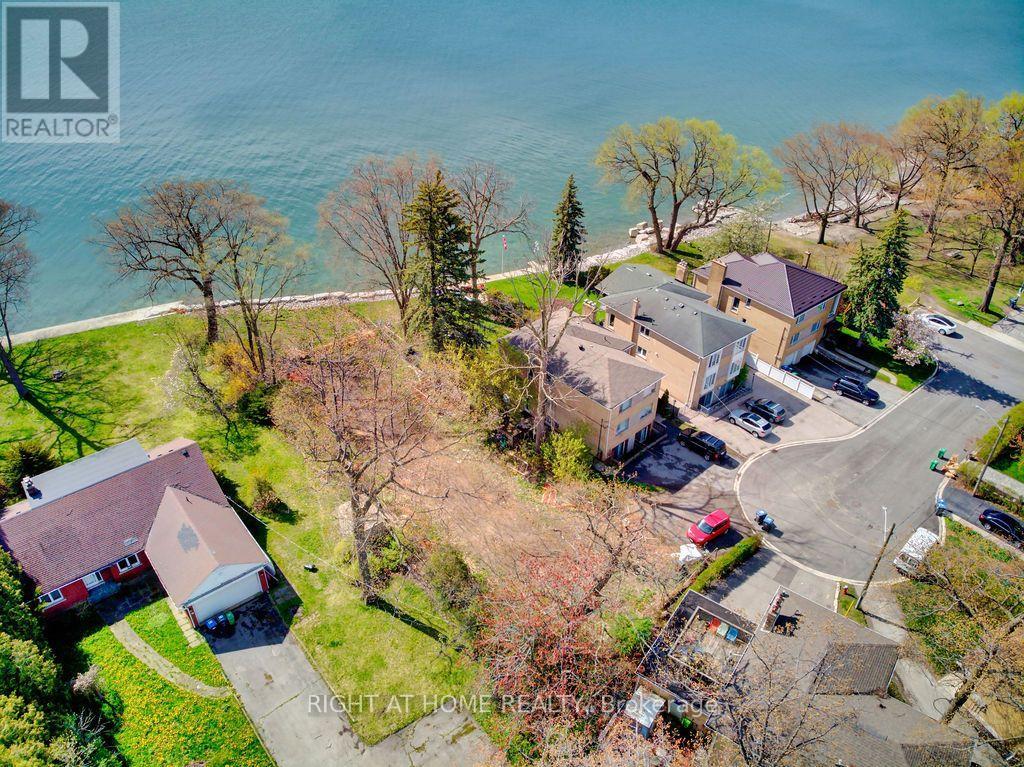 9 Carlis Place, Mississauga, Ontario  L5G 1A8 - Photo 5 - W13641910