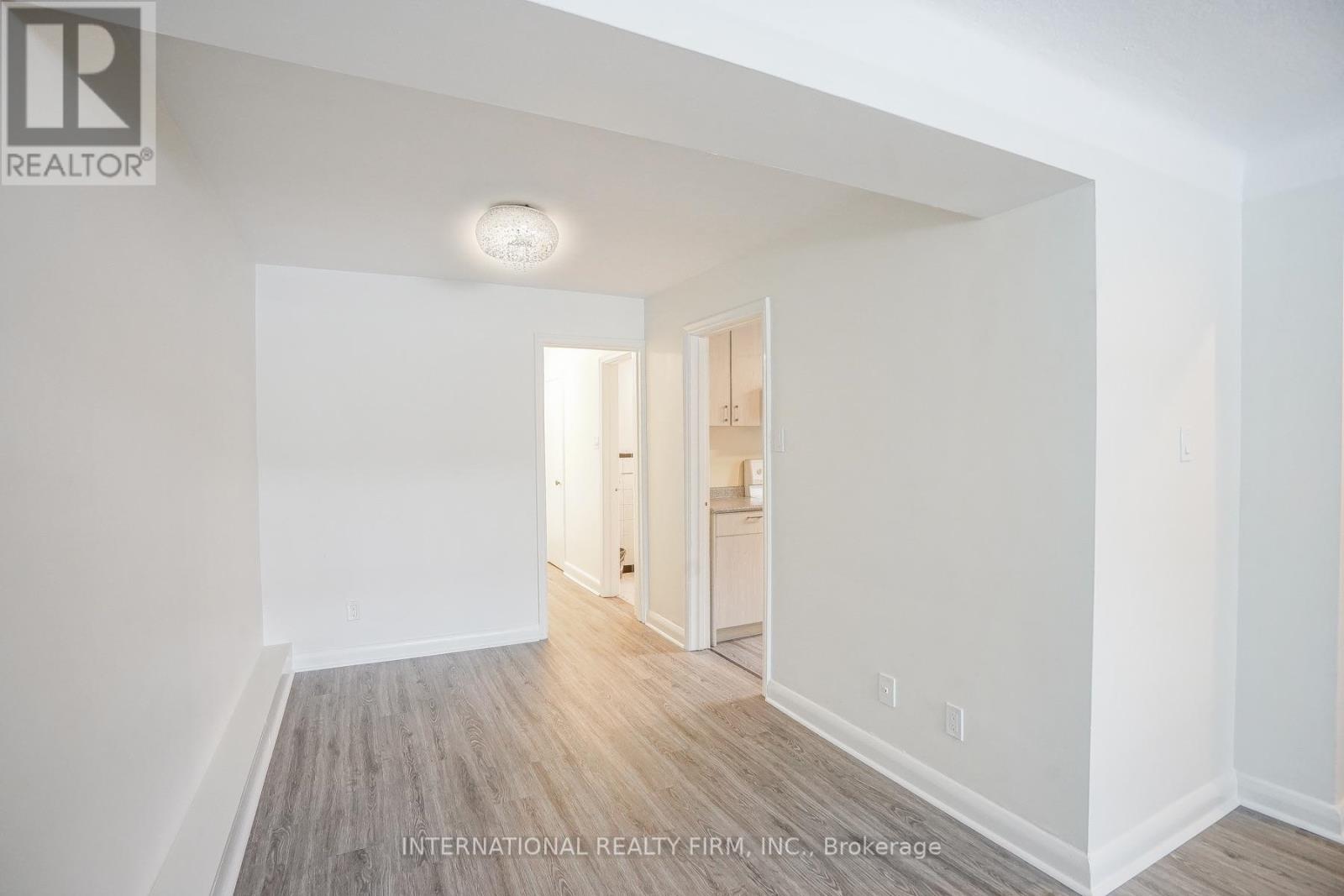 3 - 293 Indian Grove W, Toronto, Ontario  M6P 2H6 - Photo 11 - W13641966