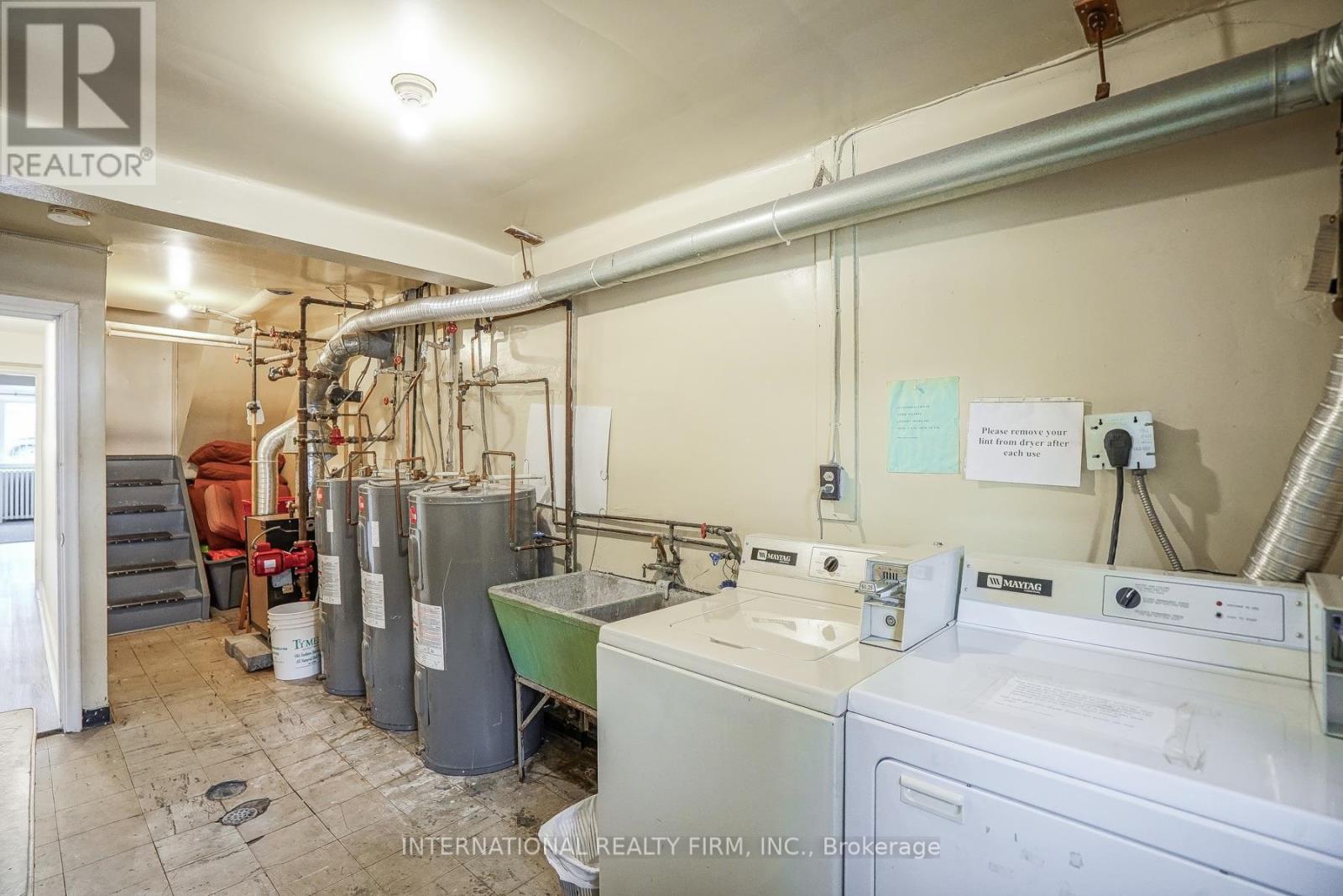 3 - 293 Indian Grove W, Toronto, Ontario  M6P 2H6 - Photo 14 - W13641966