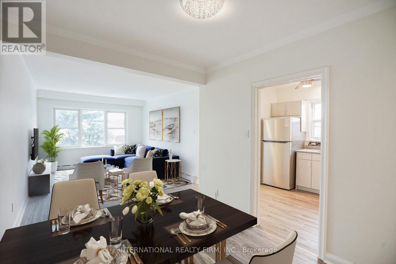 3 - 293 Indian Grove W, Toronto, Ontario  M6P 2H6 - Photo 3 - W13641966