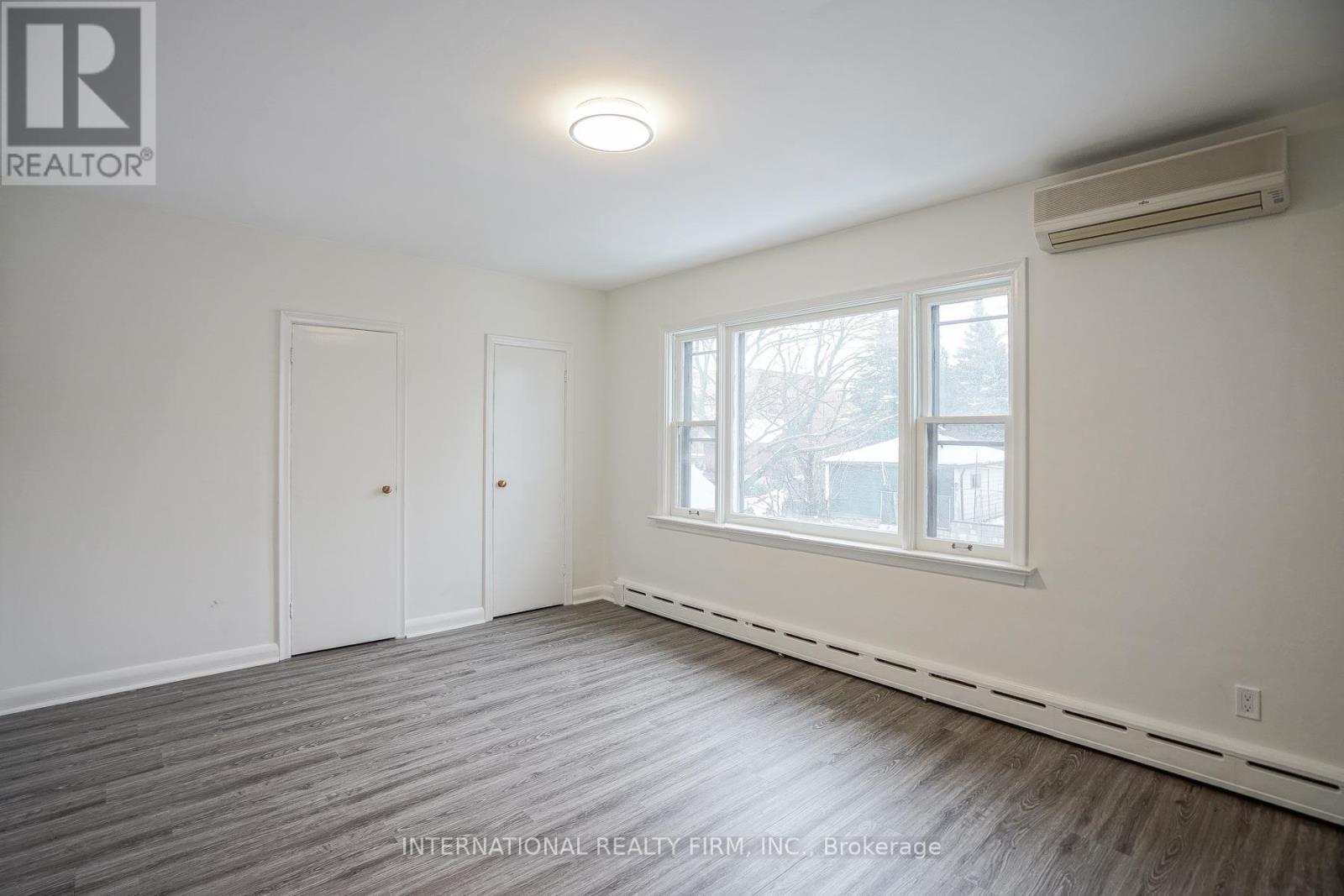 3 - 293 Indian Grove W, Toronto, Ontario  M6P 2H6 - Photo 8 - W13641966