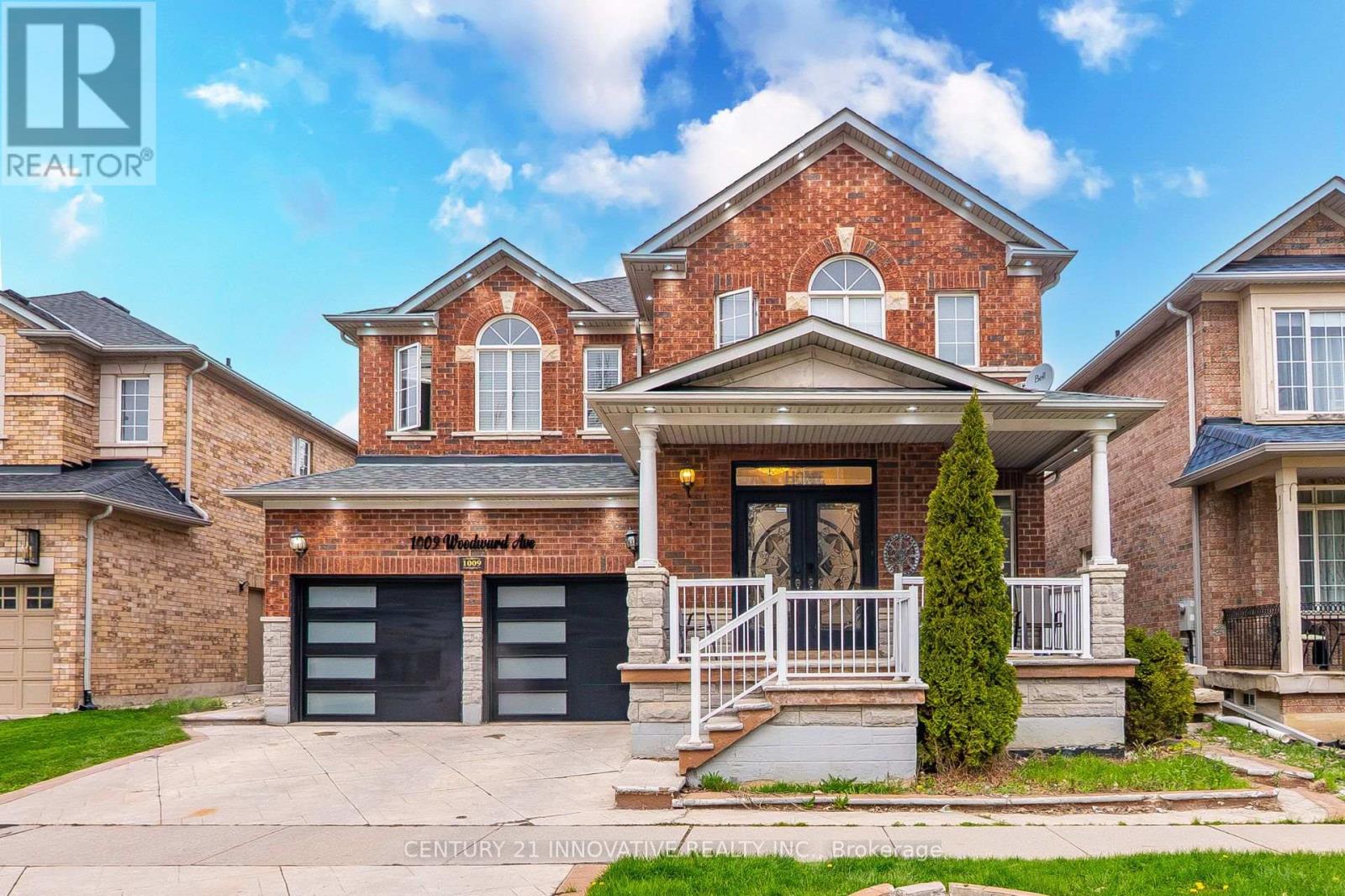 1009 Woodward Avenue, Milton, Ontario  L9T 5Y2 - Photo 2 - W13642046