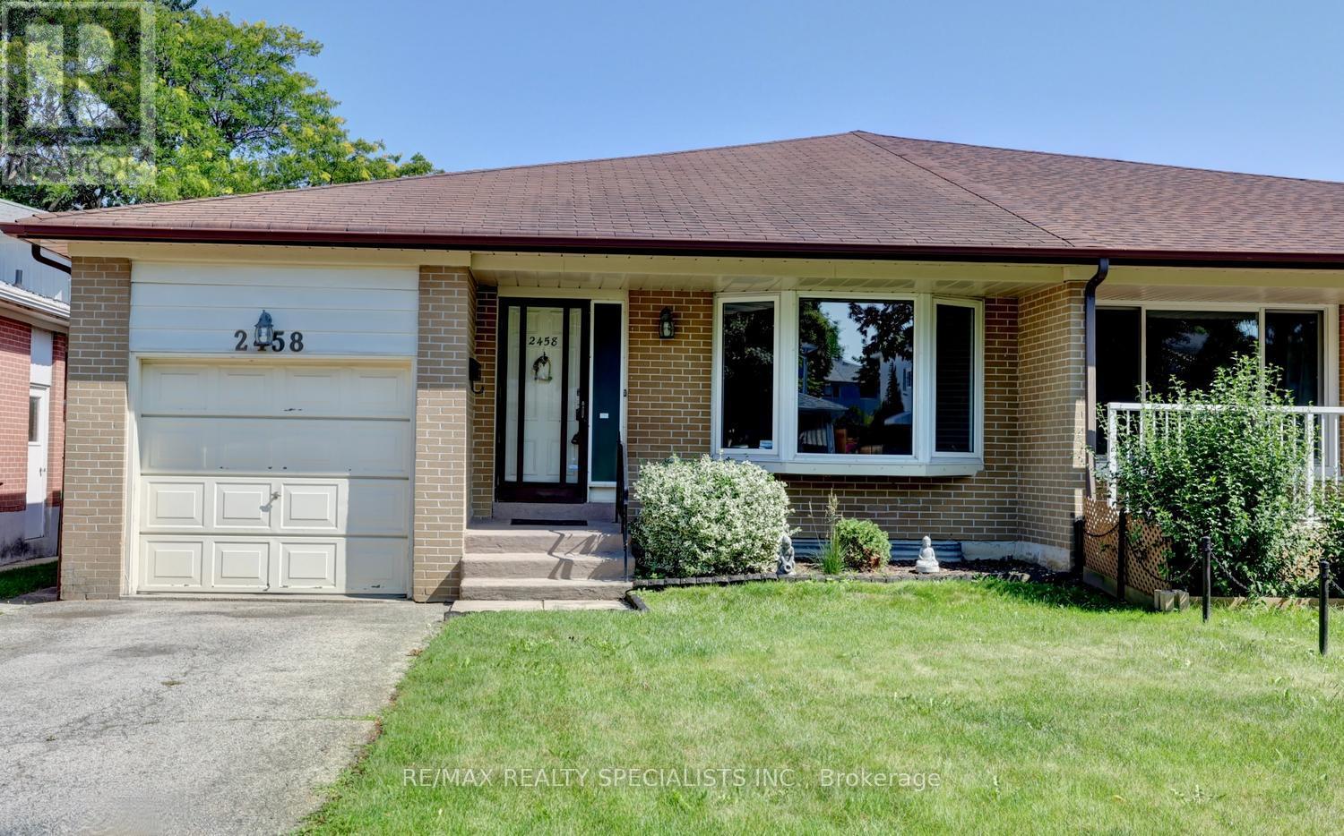 2458 Barcella Crescent, Mississauga, Ontario  L5K 1E2 - Photo 1 - W13642072
