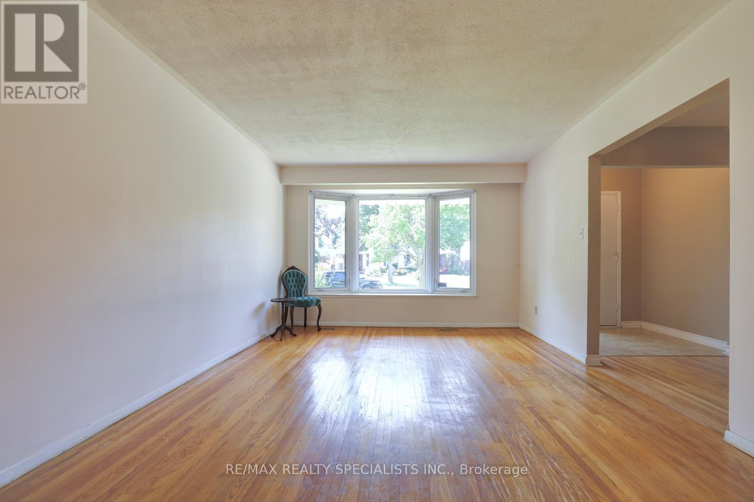 2458 Barcella Crescent, Mississauga, Ontario  L5K 1E2 - Photo 10 - W13642072