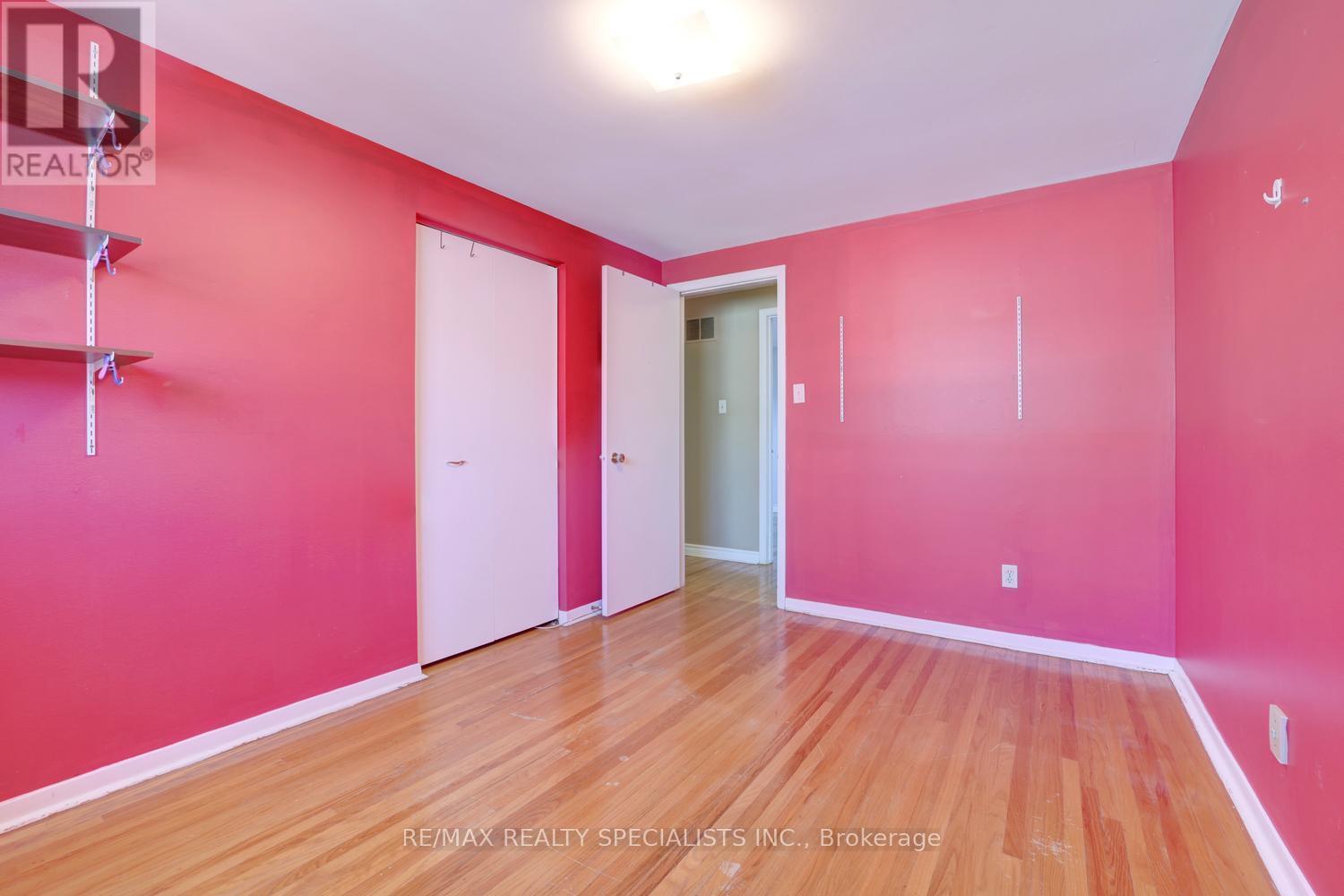 2458 Barcella Crescent, Mississauga, Ontario  L5K 1E2 - Photo 25 - W13642072