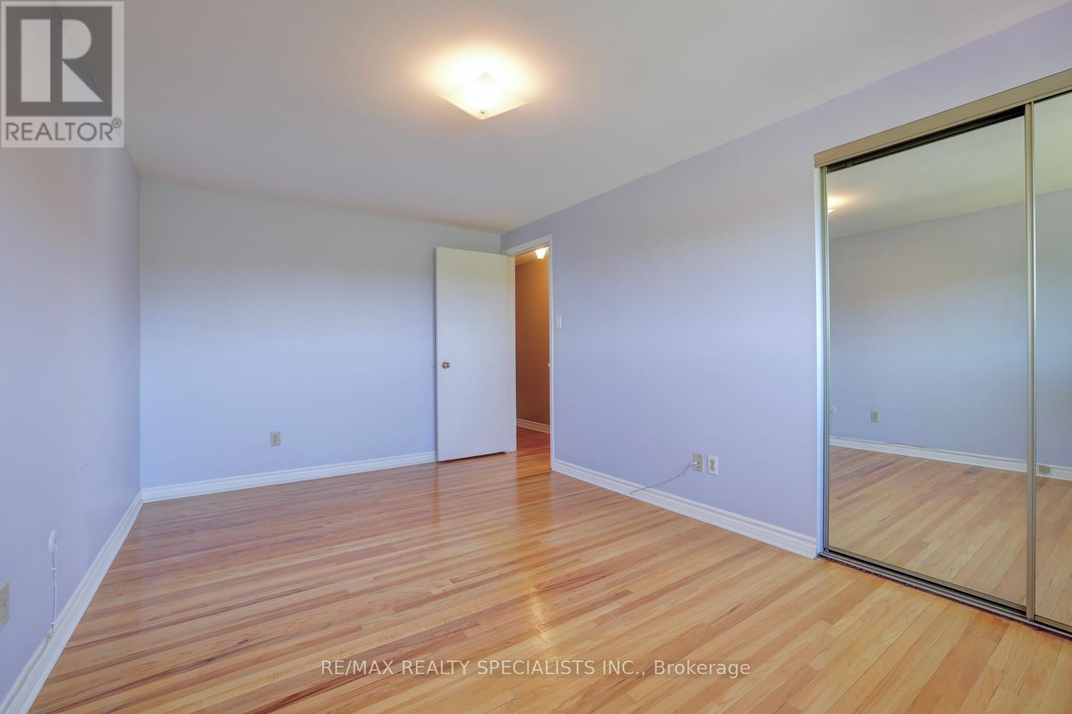 2458 Barcella Crescent, Mississauga, Ontario  L5K 1E2 - Photo 28 - W13642072