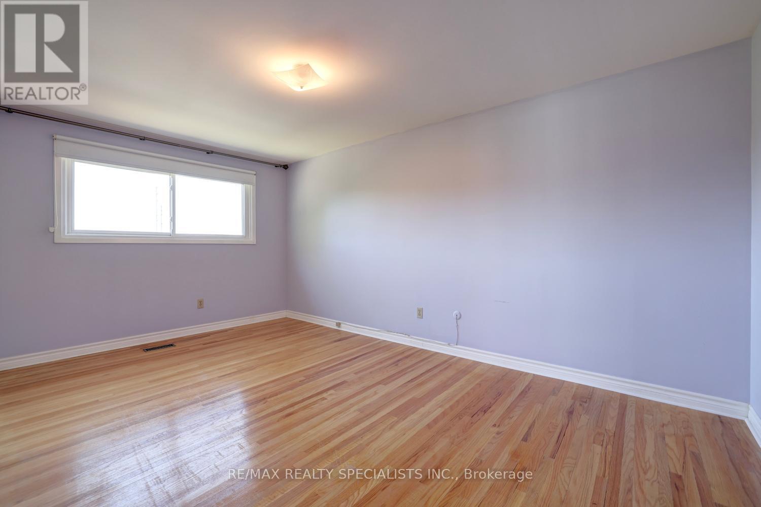 2458 Barcella Crescent, Mississauga, Ontario  L5K 1E2 - Photo 29 - W13642072