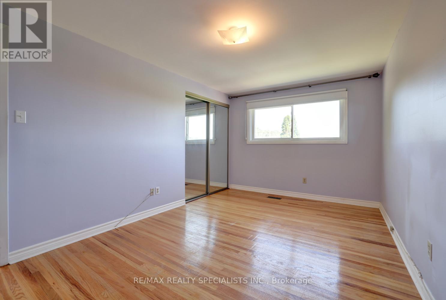 2458 Barcella Crescent, Mississauga, Ontario  L5K 1E2 - Photo 30 - W13642072