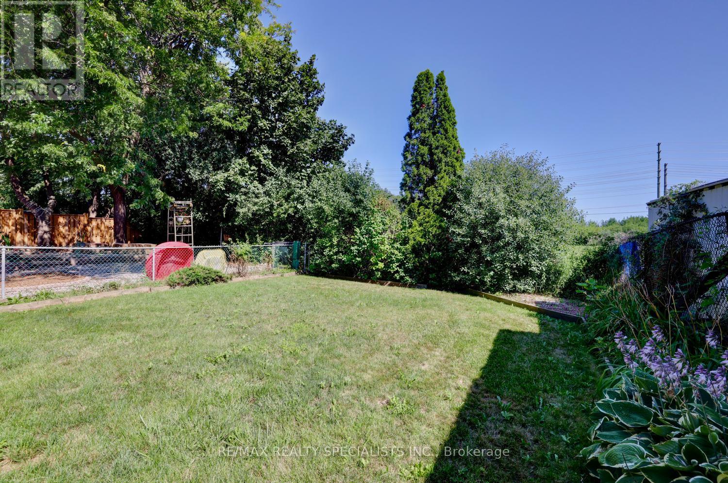 2458 Barcella Crescent, Mississauga, Ontario  L5K 1E2 - Photo 36 - W13642072