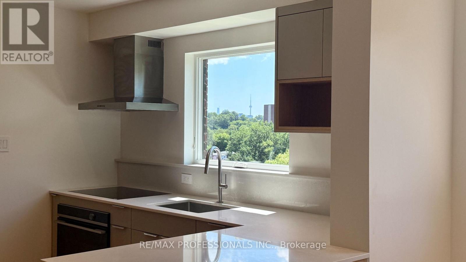 19 Arnold Avenue, Toronto, Ontario  M6N 4M8 - Photo 14 - W13642094