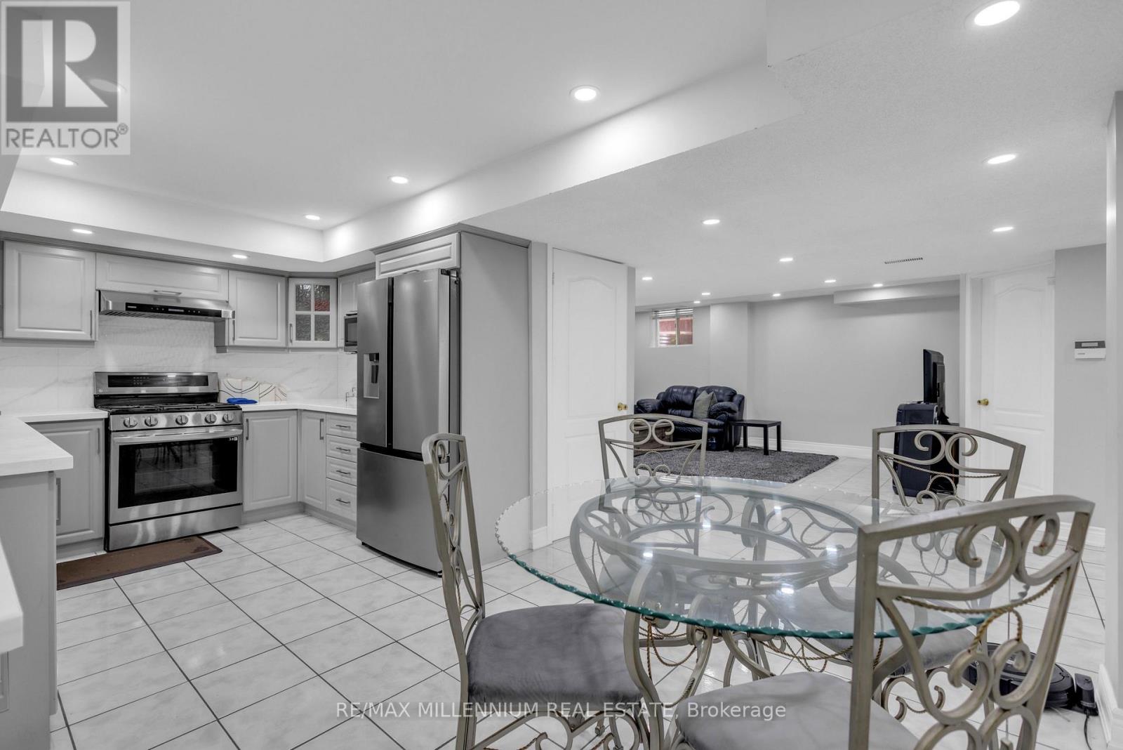 252 Mountainberry Road, Brampton, Ontario  L6R 1H9 - Photo 45 - W13642132