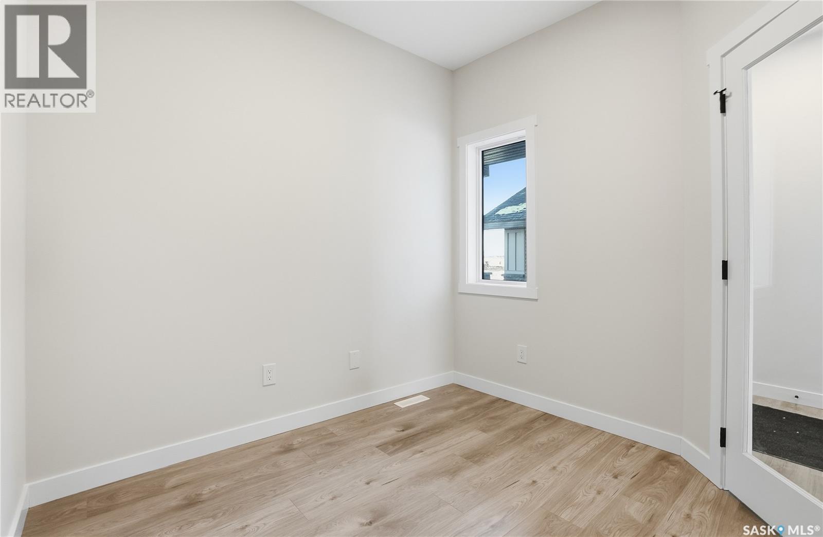 211 Amisk Way, Saskatoon, Saskatchewan  S7V 1W5 - Photo 25 - SK044645