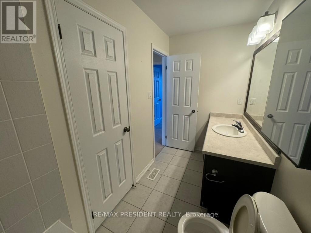 4 Avedisian Street, Brantford, Ontario  N3T 0G8 - Photo 9 - X13641938