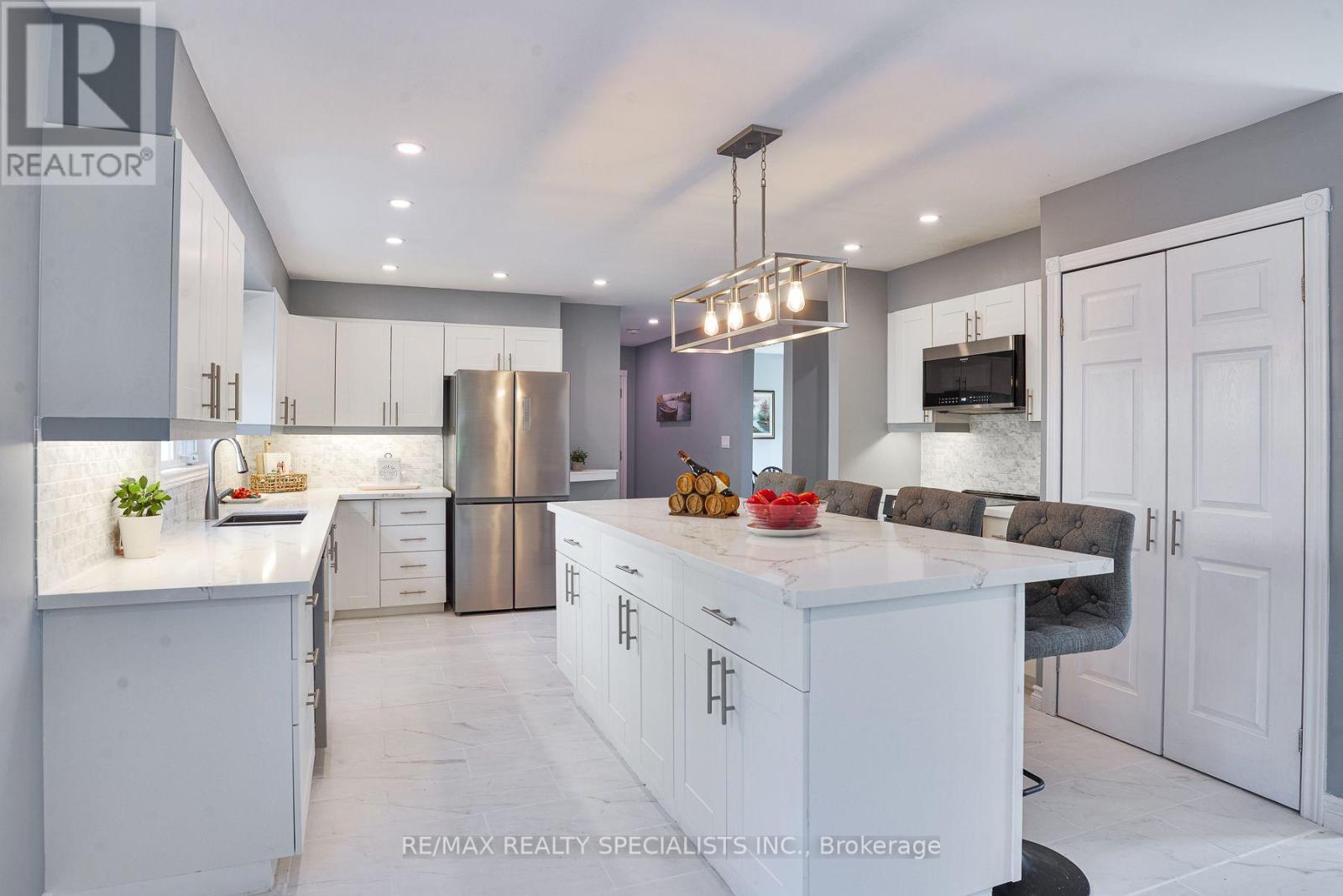 15 Lankin Avenue, Bracebridge, Ontario  P1L 1Y4 - Photo 5 - X13642084