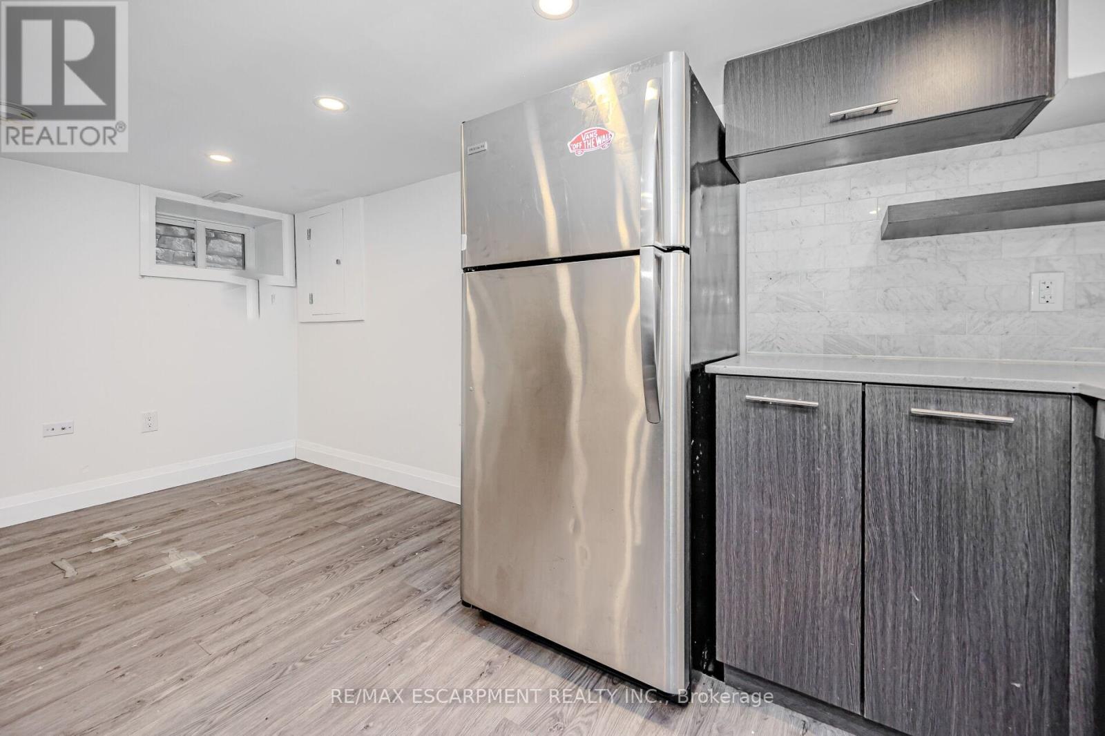 1-Lower Lvl - 74 Cathcart Street, Hamilton, Ontario  L8R 1M5 - Photo 6 - X13642096