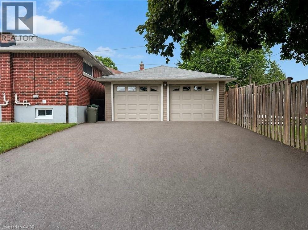 144 Winchester Boulevard, Hamilton, Ontario  L8T 2N2 - Photo 3 - 40853679