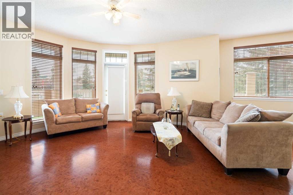 ., 2107 Patterson View SW, Calgary, Alberta  T3H 3J9 - Photo 7 - A2303272