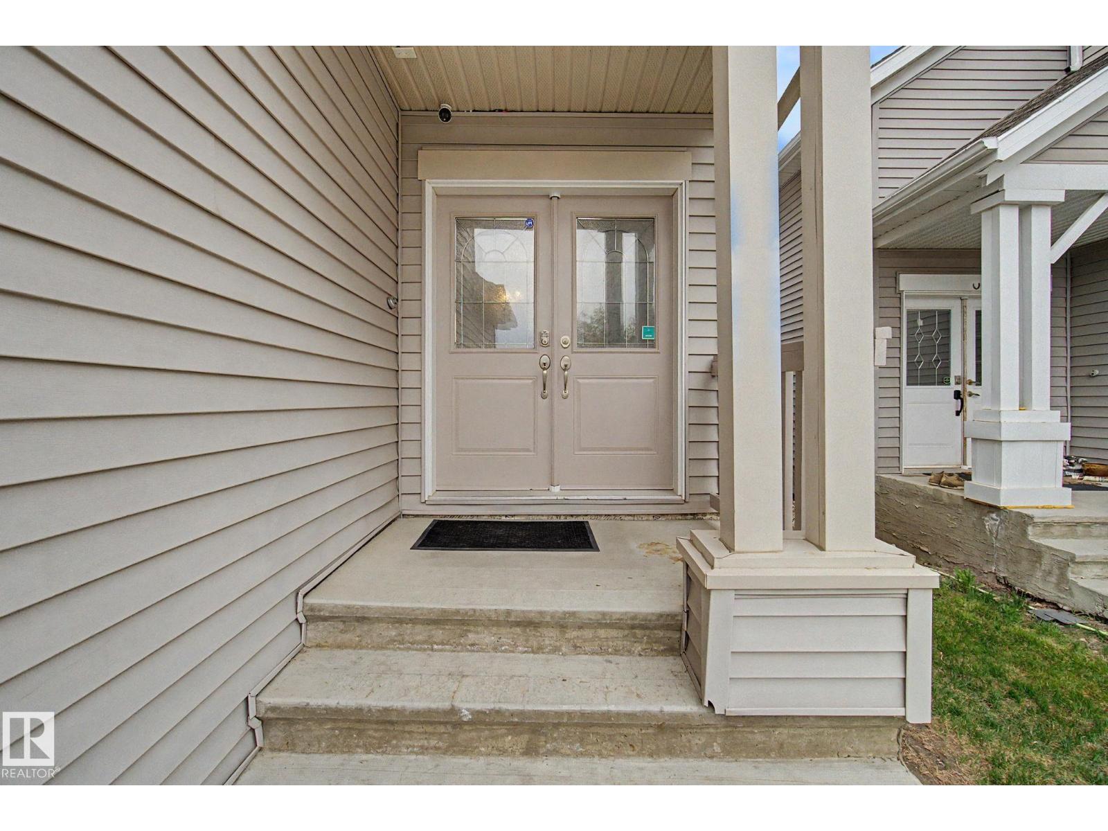 6016 10 Av SW, Edmonton, Alberta  T6X 0M3 - Photo 4 - E4502231