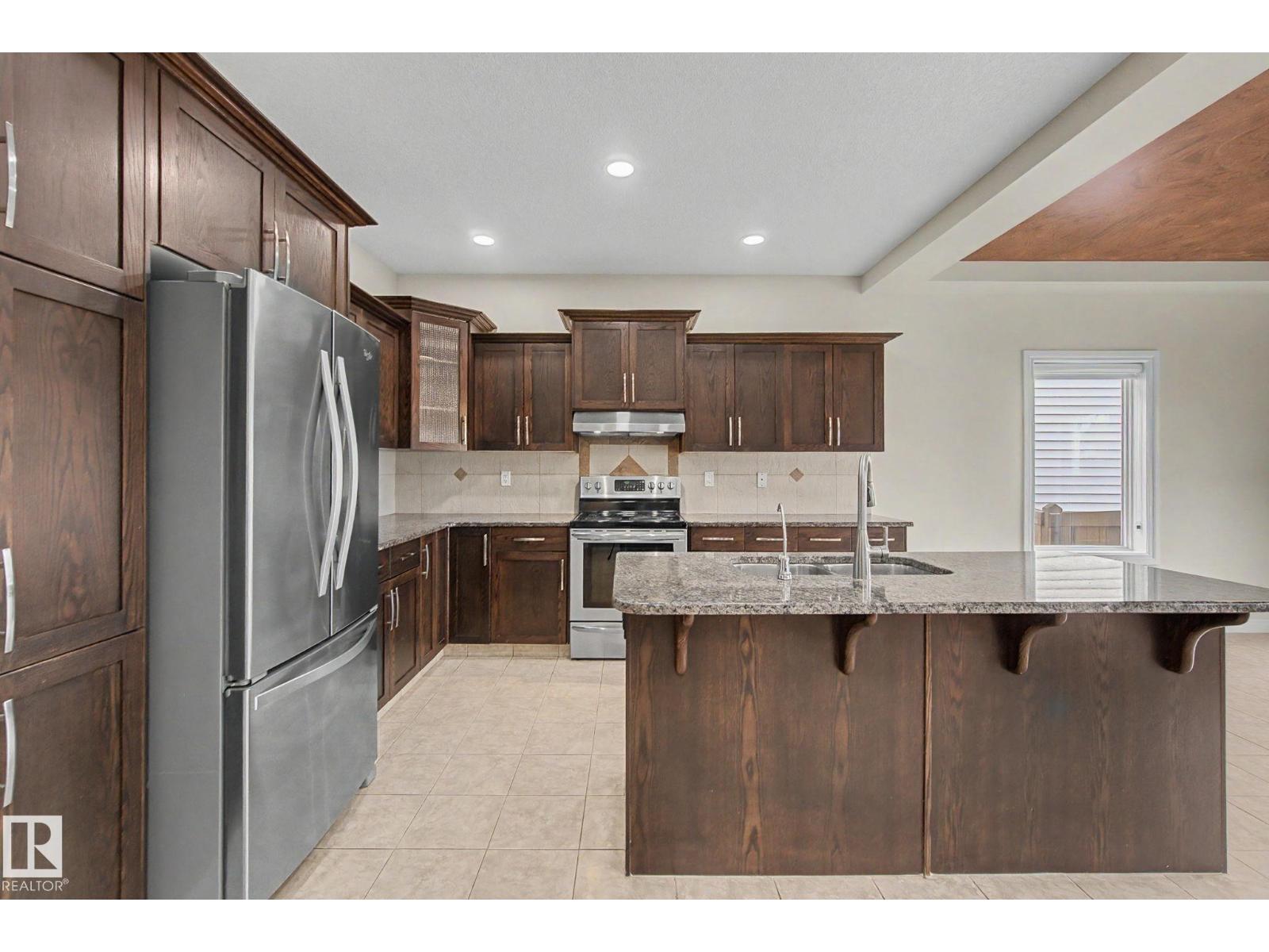 6016 10 Av SW, Edmonton, Alberta  T6X 0M3 - Photo 10 - E4502231