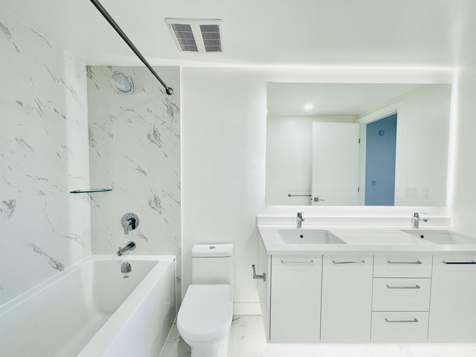 303 1588 Johnston Road, White Rock, British Columbia V4B 0C5 - Photo 15 - R3153001