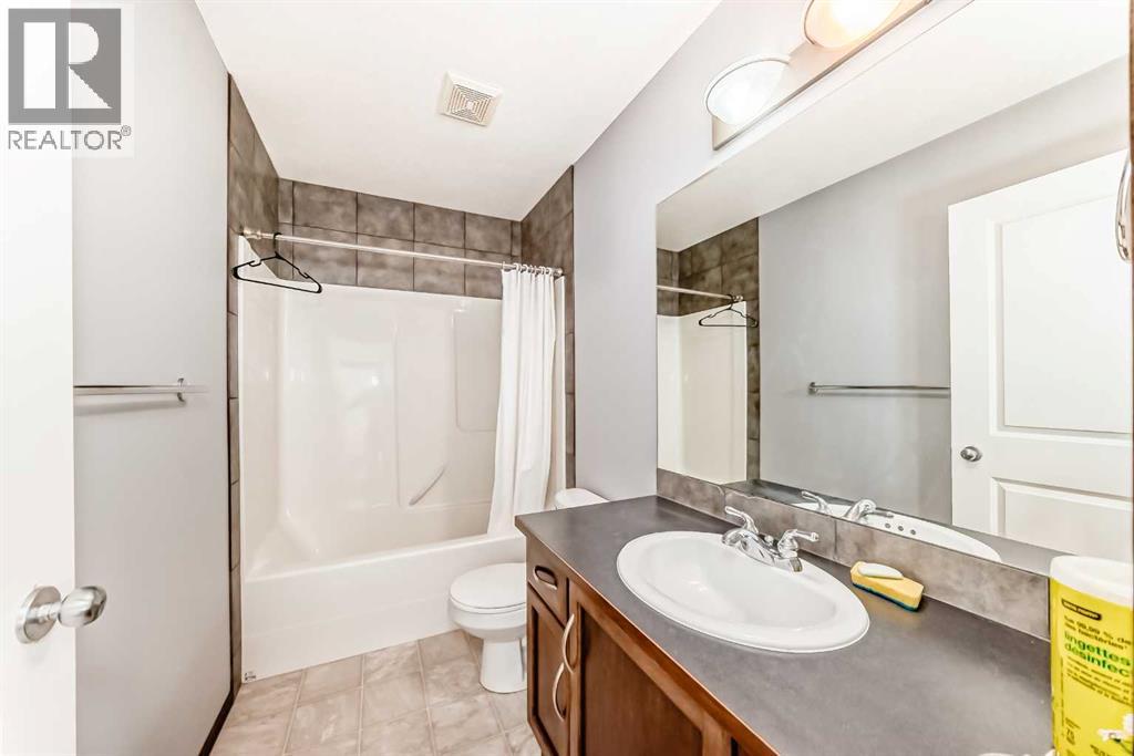 55 Eversyde Gardens SW, Calgary, Alberta  T2Y 5E2 - Photo 20 - A2315401