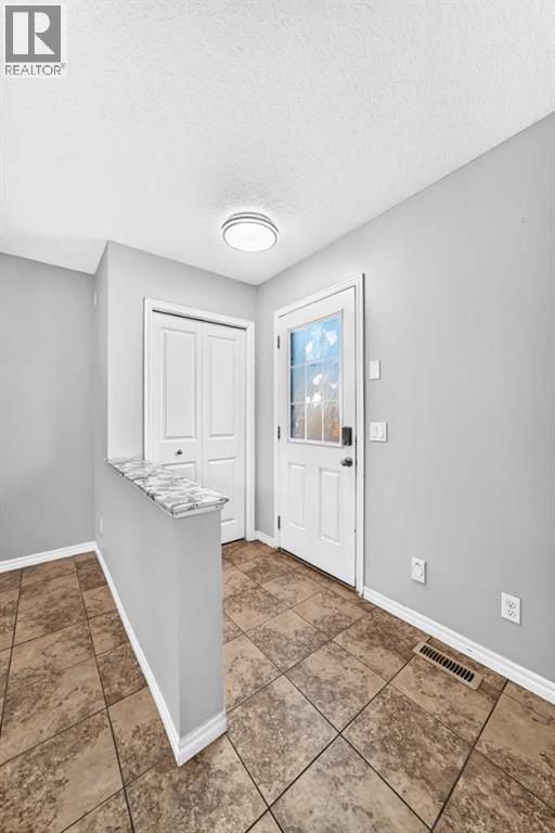 16 Skyview Springs Road NE, Calgary, Alberta T3N 0C6 - Photo 4 - A2316431