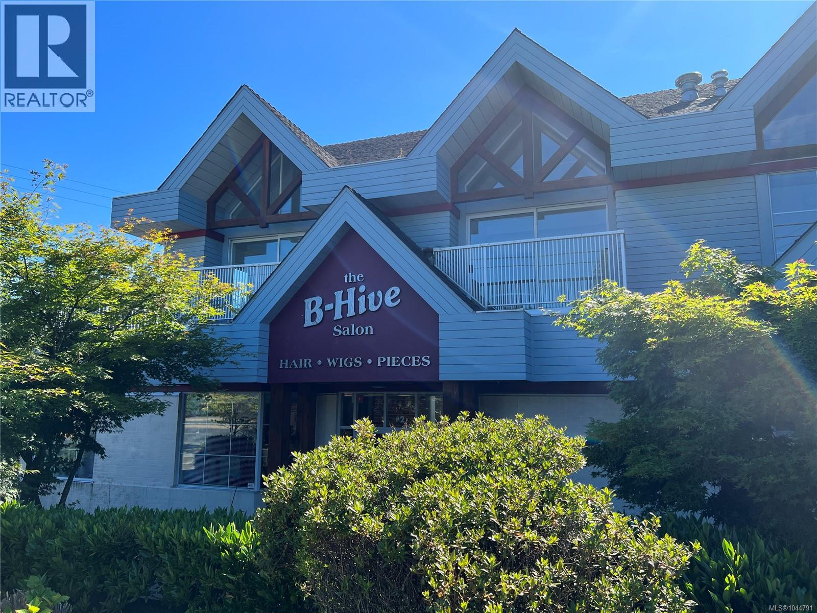 2 2025 Bowen Rd, Nanaimo, British Columbia  V9S 5W6 - Photo 1 - 1044791