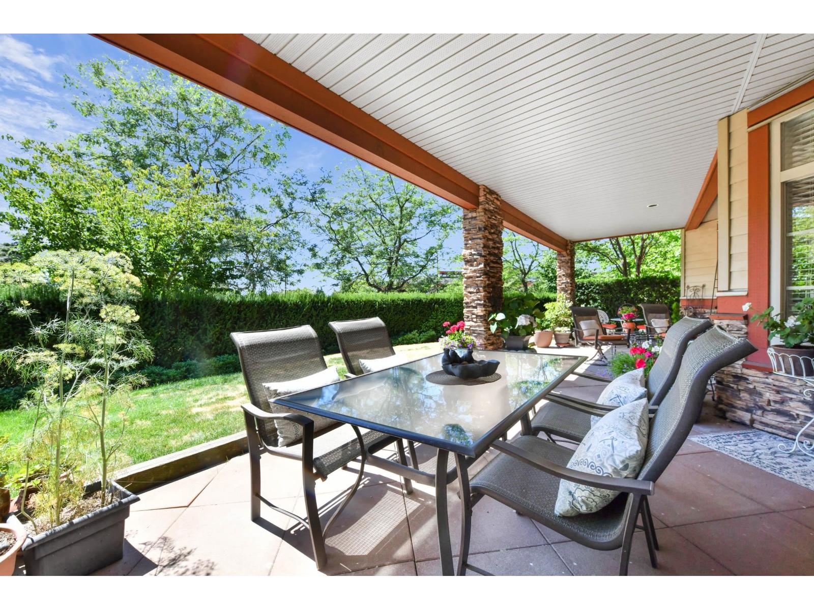 108 3355 Rosemary Heights Drive, Surrey, British Columbia  V3Z 2H5 - Photo 2 - R3152729