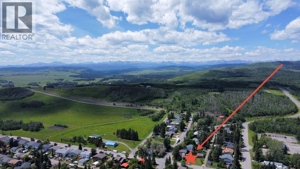 502 Sunset Boulevard, Diamond Valley, Alberta